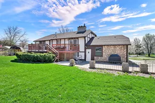 437 E 1200 N, Layton, UT 84041 - Photo 27