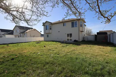 2664 W 1360 N, Clinton, UT 84015 - Photo 9