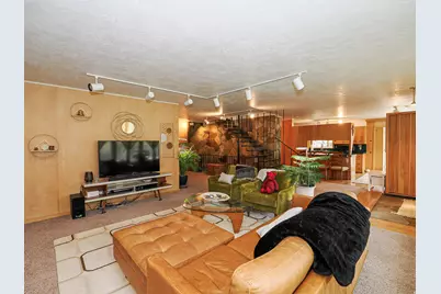 6030 E Red Hill Ln, Salt Lake City, UT 84108 - Photo 41