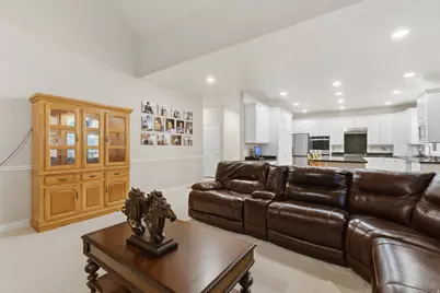 11943 S Autumn Ridge Dr, Sandy, UT 84092 - Photo 17