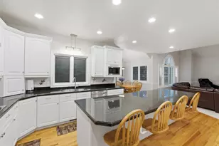 11943 S Autumn Ridge Dr, Sandy, UT 84092 - Photo 9