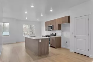 1447 S 440 St E, Ogden, UT 84404 - Photo 7