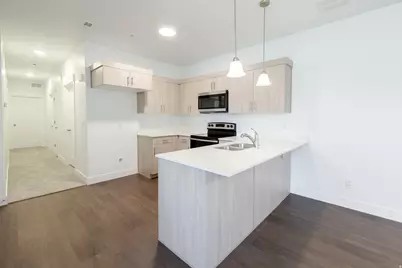 4727 S 690 W #W201, Mapleton, UT 84664 - Photo 11