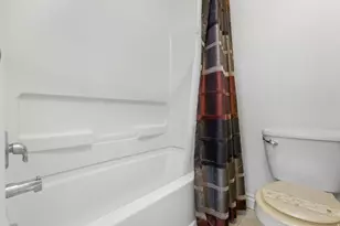 8229 S Resaca Dr, Midvale, UT 84070 - Photo 11