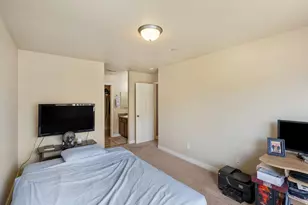 8229 S Resaca Dr, Midvale, UT 84070 - Photo 9