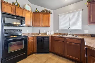 8229 S Resaca Dr, Midvale, UT 84070 - Photo 5