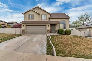 474 W Pumpkin Patch Dr, Saratoga Springs, UT 84045 - Photo 1