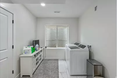 11708 S Silver Pond Dr, South Jordan, UT 84009 - Photo 31