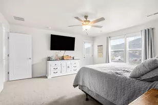 7282 N Golden Summit Dr, Eagle Mountain, UT 84005 - Photo 19