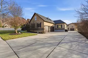 512 E Ridge Dr, Alpine, UT 84004 - Photo 3