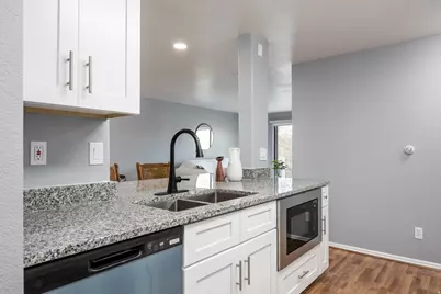 530 S 400 E #2302, Salt Lake City, UT 84111 - Photo 13
