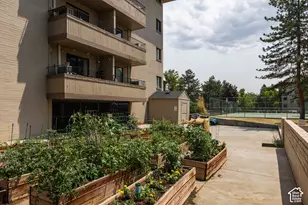 530 S 400 E, Salt Lake City, UT 84111 - Photo 39