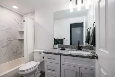 530 S 400 E #2302, Salt Lake City, UT 84111 - Photo 17