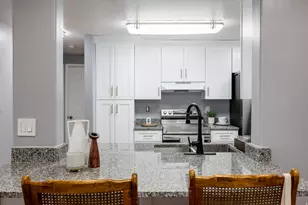 530 S 400 E, Salt Lake City, UT 84111 - Photo 7