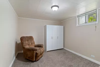282 E 650 N, Bountiful, UT 84010 - Photo 23
