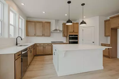 927 W Motor Vu Dr, Riverdale, UT 84405 - Photo 5