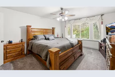 2481 E 1900 N, Layton, UT 84040 - Photo 15