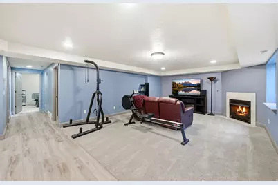 2481 E 1900 N, Layton, UT 84040 - Photo 25