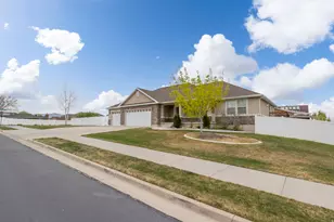 678 W Cory Rd S, South Jordan, UT 84095 - Photo 5