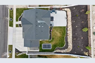 572 E Rockwell Vis, Draper, UT 84020 - Photo 33