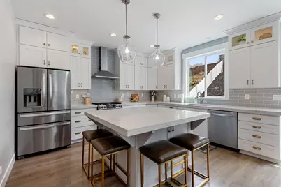 572 E Rockwell Vis, Draper, UT 84020 - Photo 3