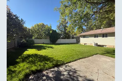 600 Maple Dr N, Smithfield, UT 84335 - Photo 13