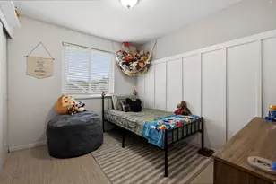 6708 S Ticklegrass Rd W, West Jordan, UT 84081 - Photo 31