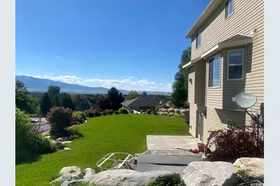 83 Canterbury Cir, Logan, UT 84321 - Photo 23