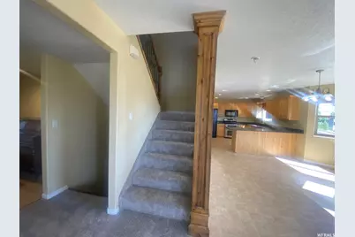 83 Canterbury Cir, Logan, UT 84321 - Photo 3