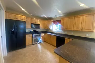 83 Canterbury Cir, Logan, UT 84321 - Photo 5