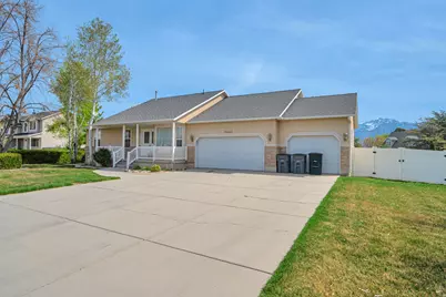 11463 S 2510 W, South Jordan, UT 84095 - Photo 3