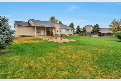 11463 S 2510 W, South Jordan, UT 84095 - Photo 31