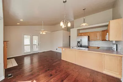 11463 S 2510 W, South Jordan, UT 84095 - Photo 13