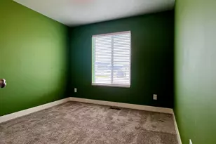 2396 N 200 E, North Logan, UT 84341 - Photo 15