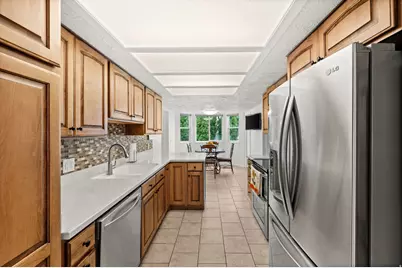 591 W 2050 N, West Bountiful, UT 84087 - Photo 9