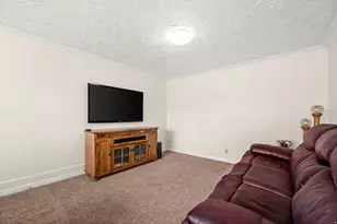 591 W 2050 N, West Bountiful, UT 84087 - Photo 5