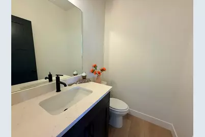 2405 W 3200 N, Farr West, UT 84404 - Photo 31