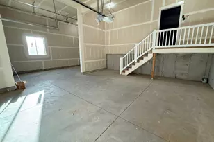 2405 W 3200 N, Farr West, UT 84404 - Photo 35