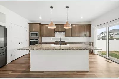 171 E Hidden Creek Way, Saratoga Springs, UT 84045 - Photo 11