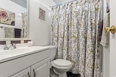 273 E Vagabond Dr, Murray, UT 84107 - Photo 11