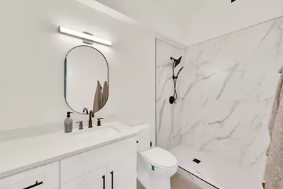 10885 S State St, Sandy, UT 84070 - Photo 27