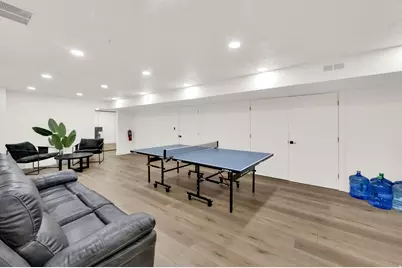 10885 S State St, Sandy, UT 84070 - Photo 29