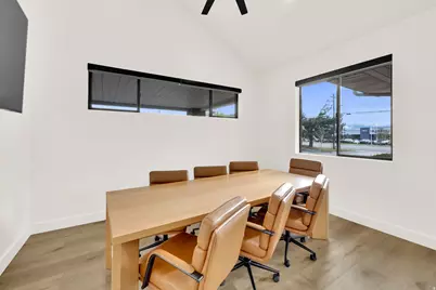 10885 S State St, Sandy, UT 84070 - Photo 17