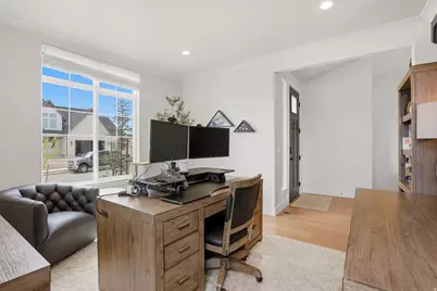 6638 W Braeburn Way S, West Jordan, UT 84081 - Photo 5