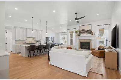 6638 W Braeburn Way S, West Jordan, UT 84081 - Photo 13