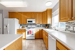 7737 S 5200 W, West Jordan, UT 84081 - Photo 11