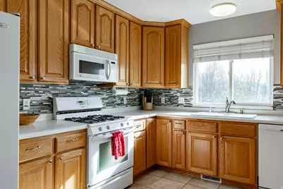 7737 S 5200 W, West Jordan, UT 84081 - Photo 3