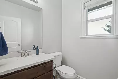 200 S Mahogany Way, Elk Ridge, UT 84651 - Photo 17