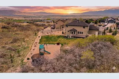 200 S Mahogany Way, Elk Ridge, UT 84651 - Photo 3