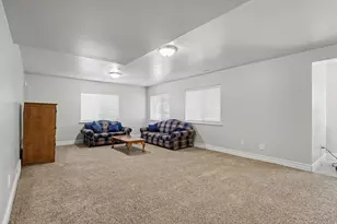 200 S Mahogany Way, Elk Ridge, UT 84651 - Photo 29